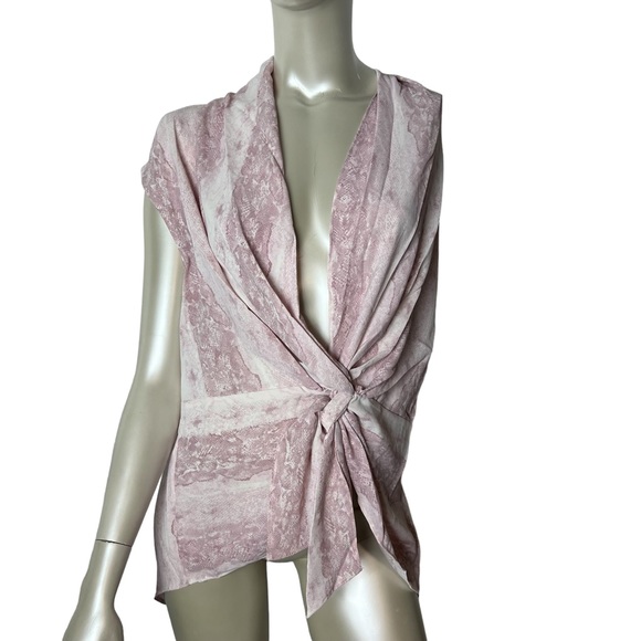 Current Air brand Mauve Sleeveless Tie Bow Snakeskin design Top - Picture 11 of 11
